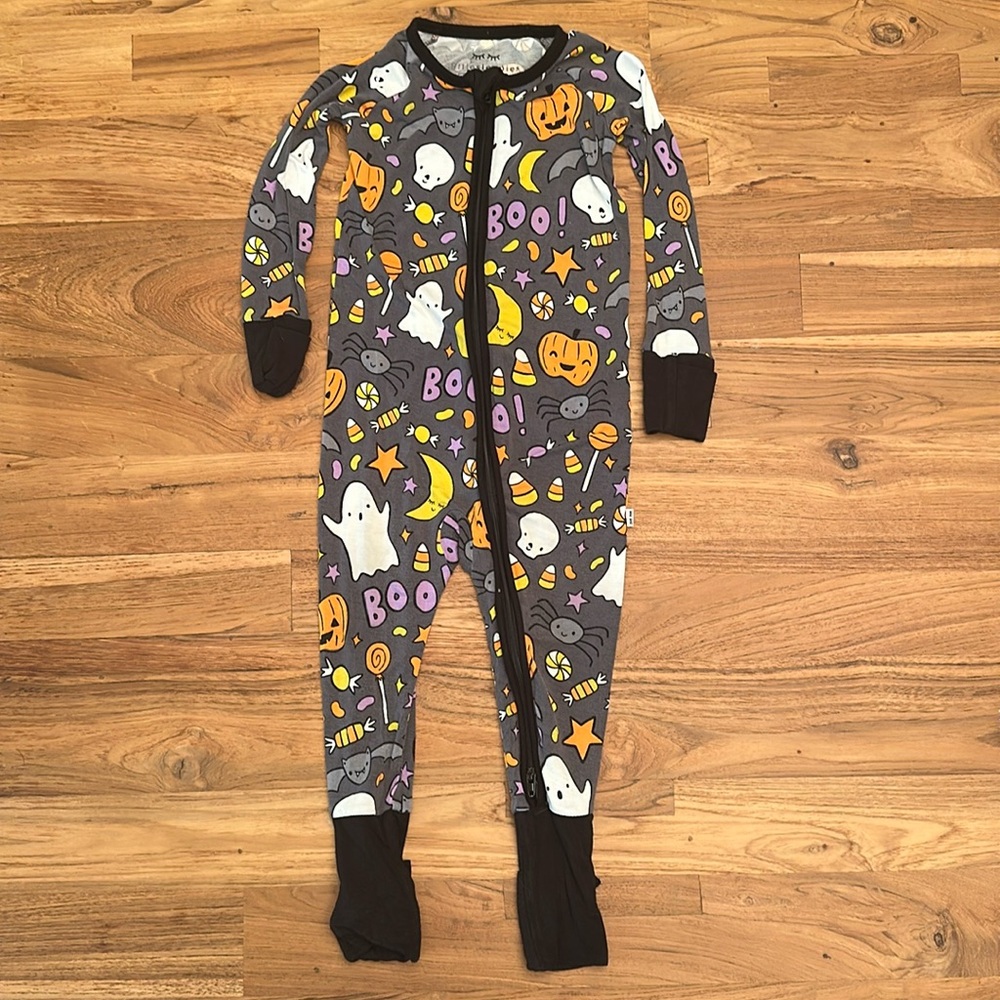 Adorable, soft, excellent condition Little Sleepies Halloween zip up pj.